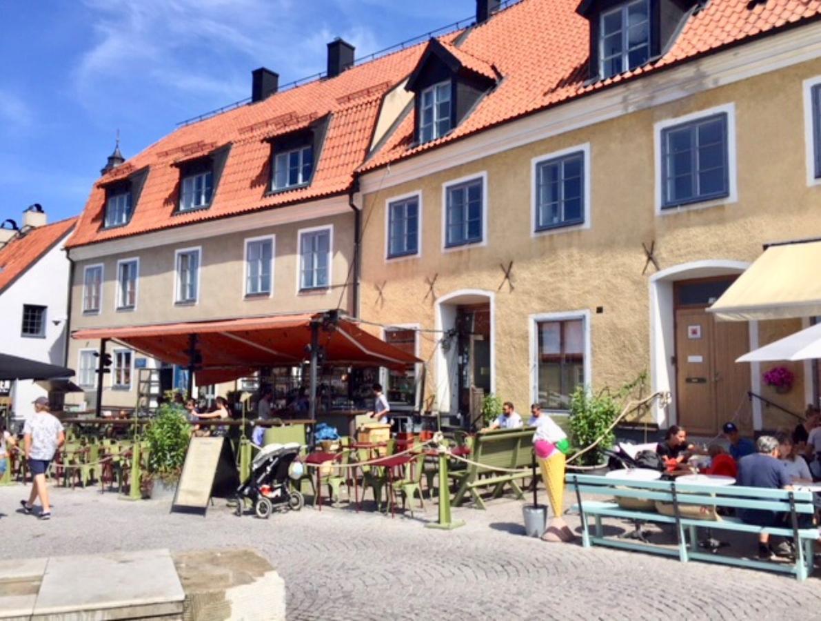 Stora Torget - Visby Lägenhetshotell Exteriör bild